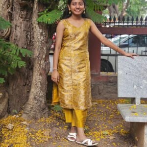 Two Piece Set \ Semi Partywear